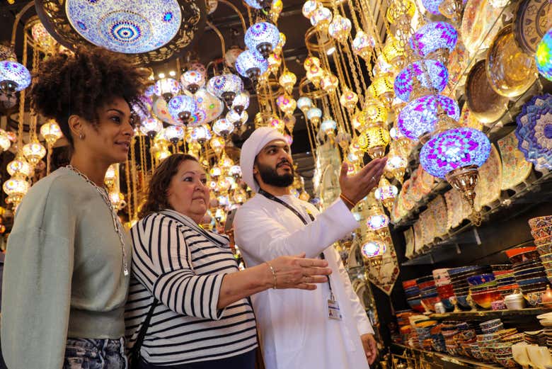 Esplorando i mercati di Dubai
