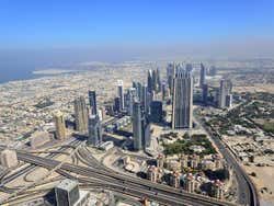 Burj Khalifa, viste di Sheikh Zayed Road