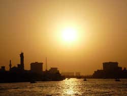 Dubai Creek al tramonto