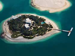The World, isola abitata