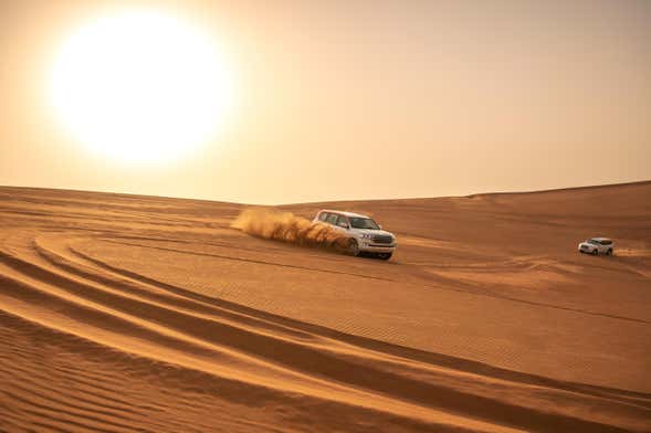 Safari di lusso e pernottamento nel deserto